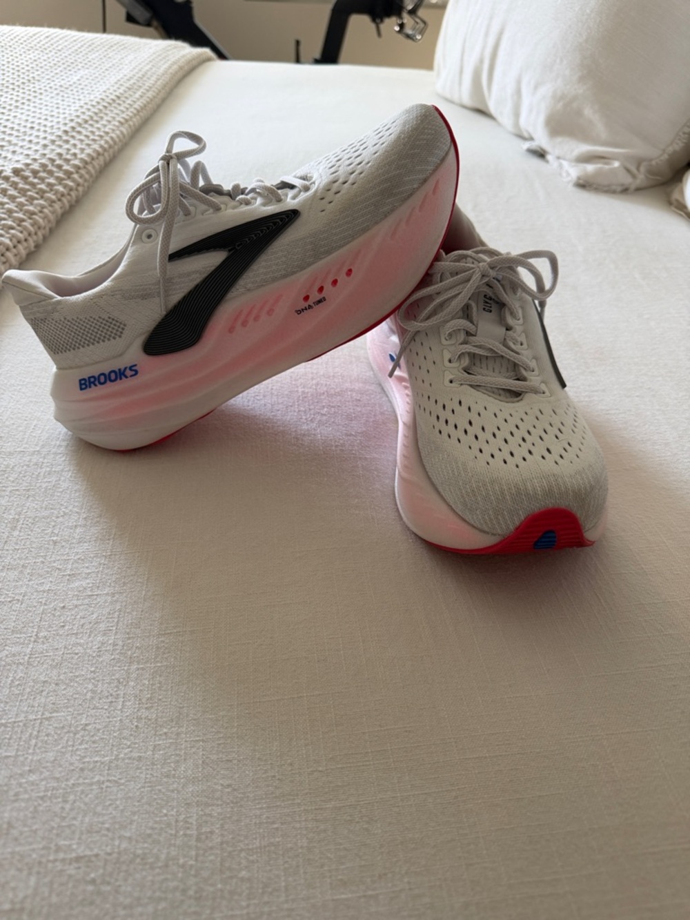 Brooks Women’s White Running Shoes with Pink Accents and Black Logo